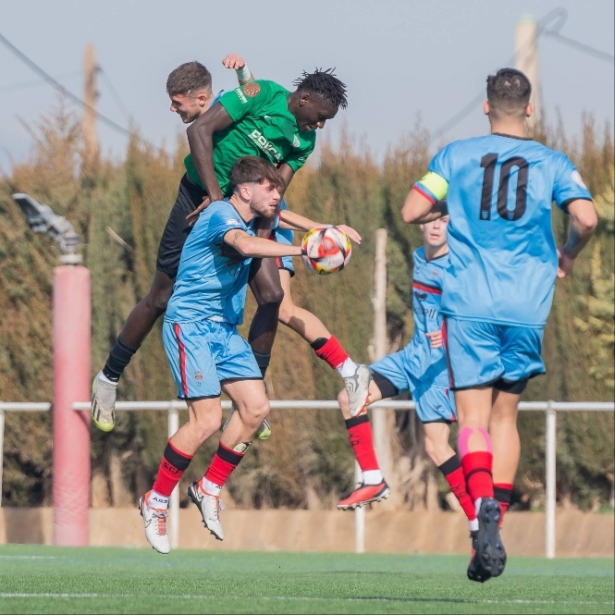 El CF Alhendín volvió a la senda de la victoria (MANOLO PÉREZ) El CF Alhendín volvió a la senda de la victoria (MANOLO PÉREZ)