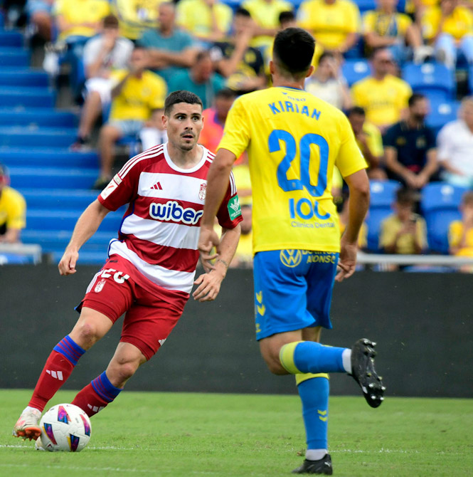 Sergio Ruíz en el partido ante Las Palmas de la pasada temporada (LOF)
