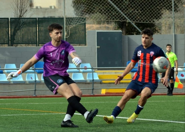 El Vandalia de Peligros busca asaltar la zona de play off (J. PALMA) El Vandalia de Peligros busca asaltar la zona de play off (J. PALMA)