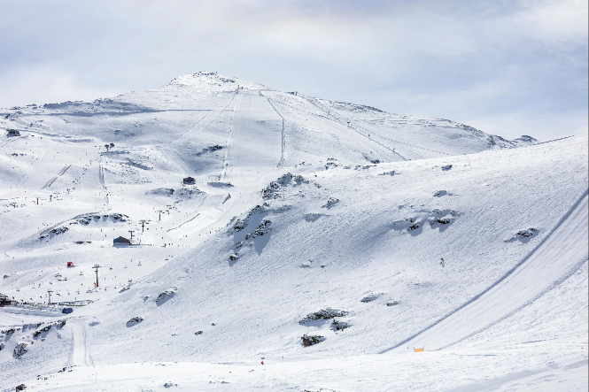 Vista general de la estación (CETURSA SIERRA NEVADA)