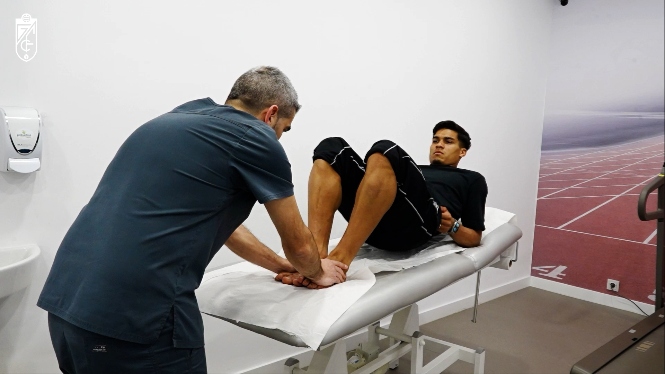 Matías Arezo recibe su tratamiento (PODOACTIVA) 
