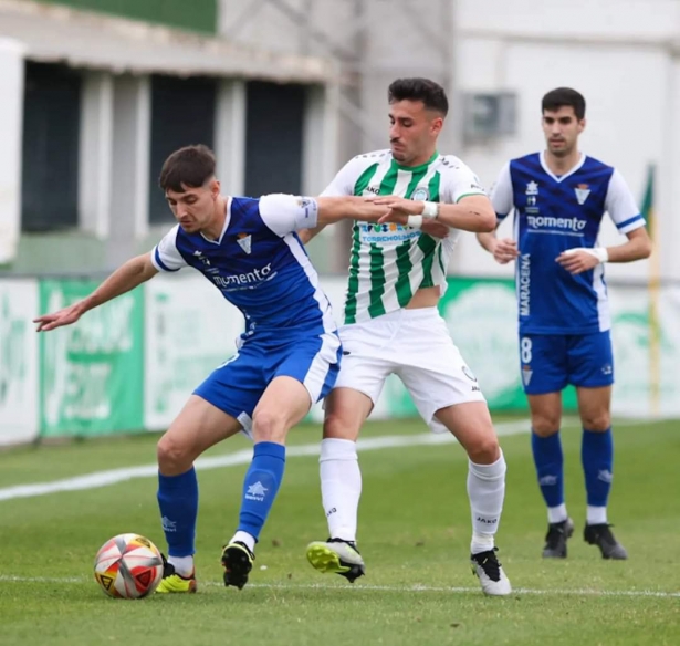 La UD Maracena tiene una final ante el Polideportivo El Ejido (JUVENTUD TORREMOLINOS) La UD Maracena tiene una final ante el Polideportivo El Ejido (JUVENTUD TORREMOLINOS)