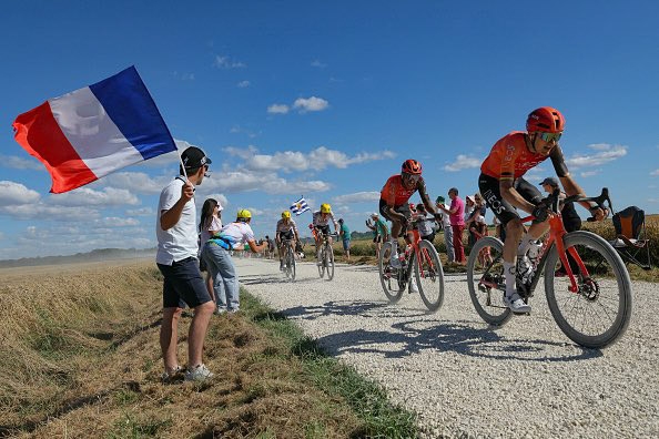 Carlos Rodríguez durante una etapa del Tour de Francia (PERFIL DE X DE CARLOS RODRÍGUEZ) Carlos Rodríguez durante una etapa del Tour de Francia (PERFIL DE X DE CARLOS RODRÍGUEZ)