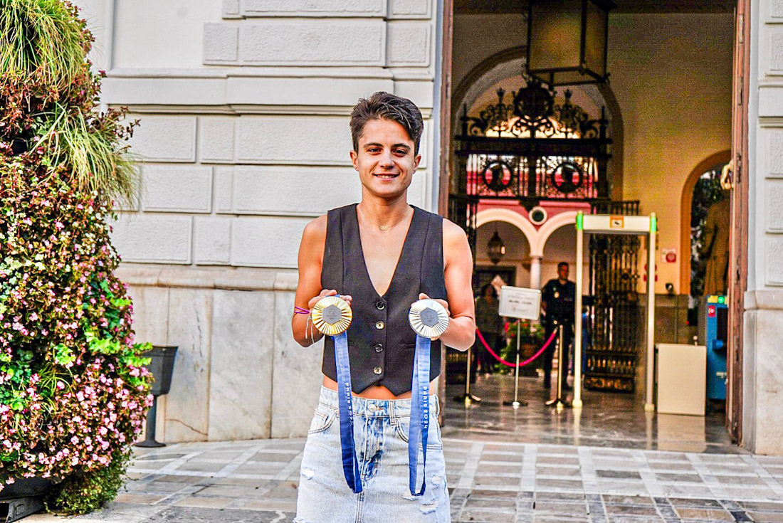 María Pérez con sus dos medallas olímpicas (JOSÉ VELASCO)   
