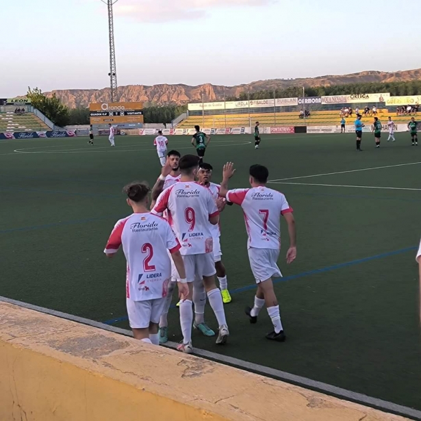 El Guadix CF celebra su gol (GUADIX CF)