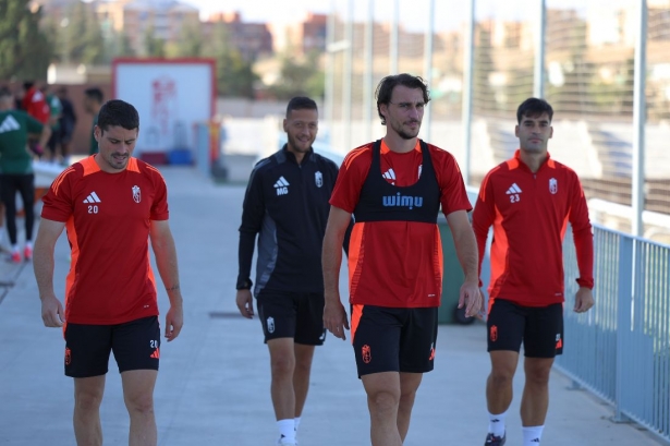 El equipo regresa el martes al trabajo (J. AZCCOYTIA) El equipo regresa el martes al trabajo (J. AZCCOYTIA)