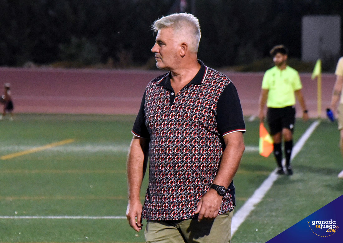 Luis Navarro ya no es entrenador del Cúlalr Vega (JOSÉ M. BALDOMERO)