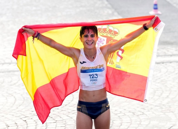 María Pérez tras su victoria en los Juegos Olímpicos (UCAM) María Pérez tras su victoria en los Juegos Olímpicos (UCAM)