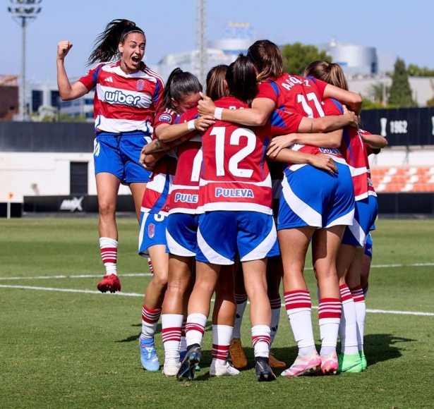 El Granada femenino intentará llegar lejos en la Copa de la Reina (GRANADA CF) El Granada femenino intentará llegar lejos en la Copa de la Reina (GRANADA CF)