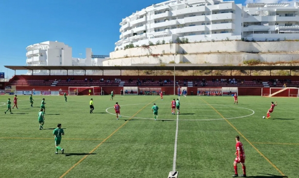 El Atarfe igualó ante el Rincón (CD RINCÓN) El Atarfe igualó ante el Rincón (CD RINCÓN)