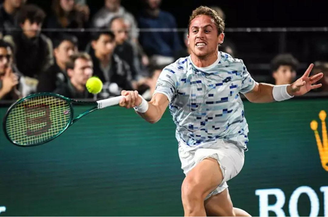 Roberto Carballés durante el Masters 1000 de París-Bercy 2024 (MATTHIEU MIRVILLE / DPPI / AFP7 / EUROPA PRESS)