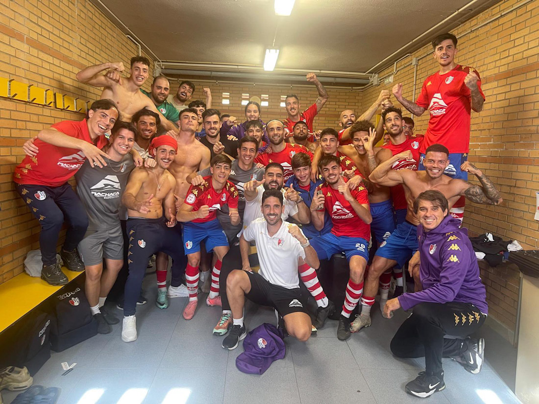 EL Arenas de Armilla celebra el triunfo (ARENAS DE ARMILLA) 
