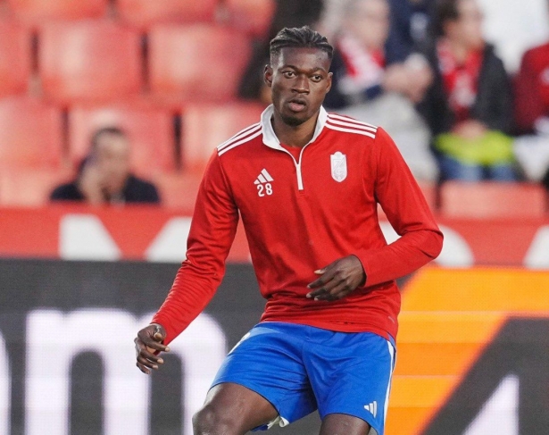 Oscar vuelve al once titular (GRANADA CF) Oscar vuelve al once titular (GRANADA CF)