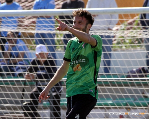 El Huétor Vega se tuvo que conformar con el empate 