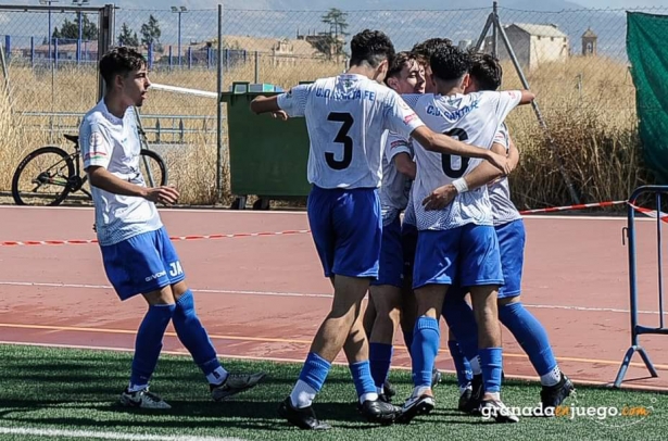 El CD Santa Fe consiguió un importante triunfo en casa (JOSÉ M. BALDOMERO) El CD Santa Fe consiguió un importante triunfo en casa (JOSÉ M. BALDOMERO)