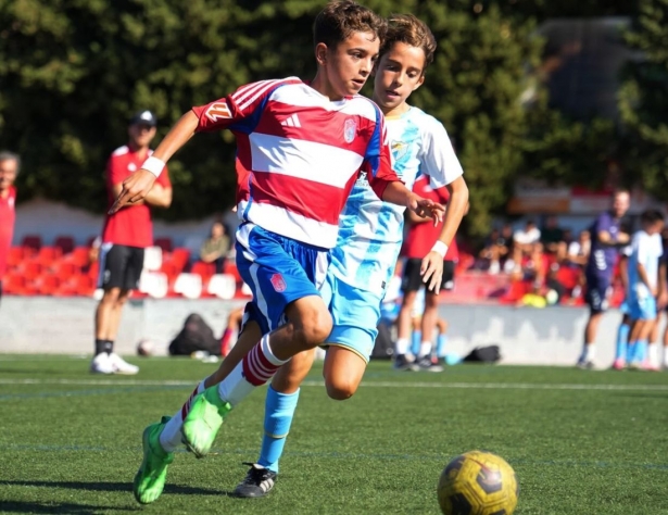 La cantera y la escuela del Granada para por la DANA (GRANADA CF) La cantera y la escuela del Granada para por la DANA (GRANADA CF)