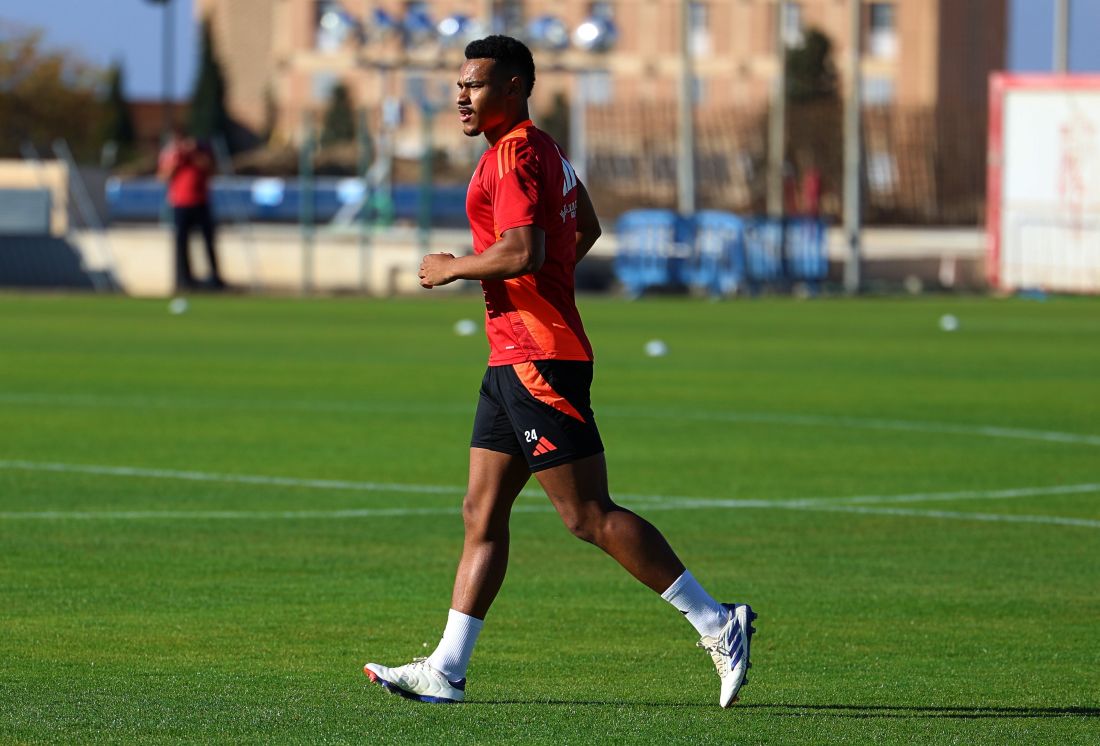 Loïc Williams regresa a la convocatoria tras varias semanas en el dique seco (J. AZCOYTIA)