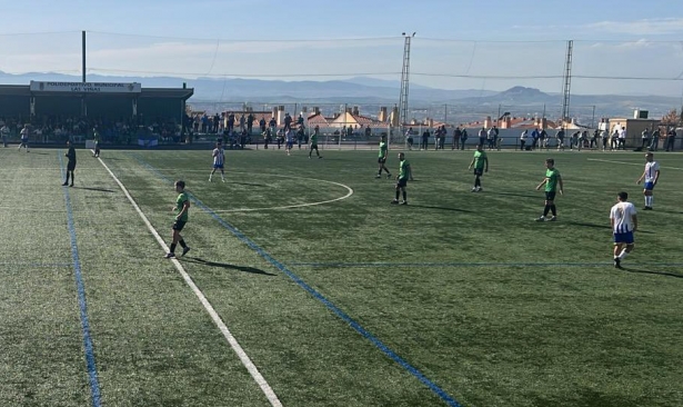 El Huétor Vega derrotó al CF Motril (CD HUÉTOR VEGA)
