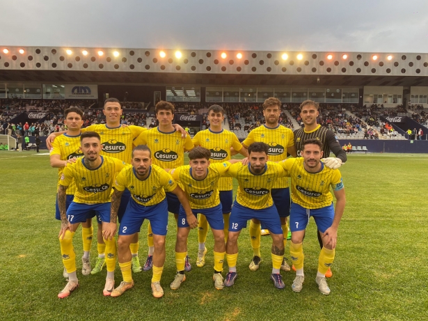 Once inicial del CD Huétor Tájar ante el Real Jaén (CD HUÉTOR TÁJAR = Once inicial del CD Huétor Tájar ante el Real Jaén (CD HUÉTOR TÁJAR =