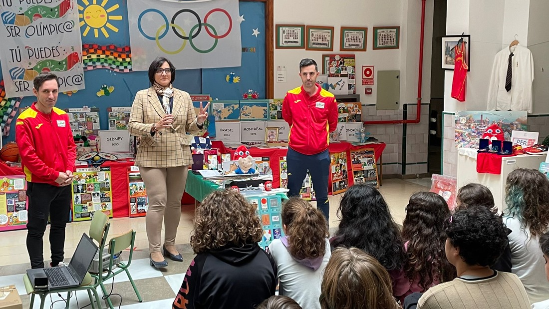 Presentación del programa educativo (JUNTA)