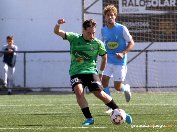 El Huétor Vega quiere seguir escalando posiciones (J. PALMA) El Huétor Vega quiere seguir escalando posiciones (J. PALMA)