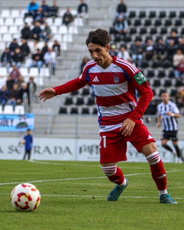 El Recre encajó una nueva derrota (GRANADA CF) El Recre encajó una nueva derrota (GRANADA CF)