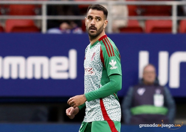 Insua completó una actuación notable ante el Eibar (LOF) Insua completó una actuación notable ante el Eibar (LOF)