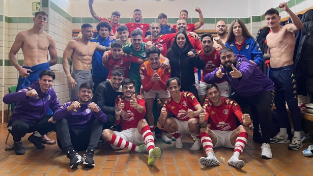 El Arenas de Armilla celebra el triunfo (ARENAS DE ARMILLA) El Arenas de Armilla celebra el triunfo (ARENAS DE ARMILLA)