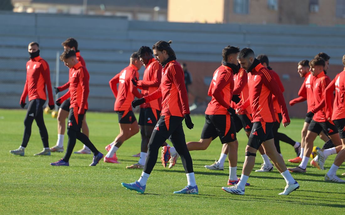 Varios futbolistas son libres de decidir su futuro a partir del 1 de enero (J. AZCOYTIA)