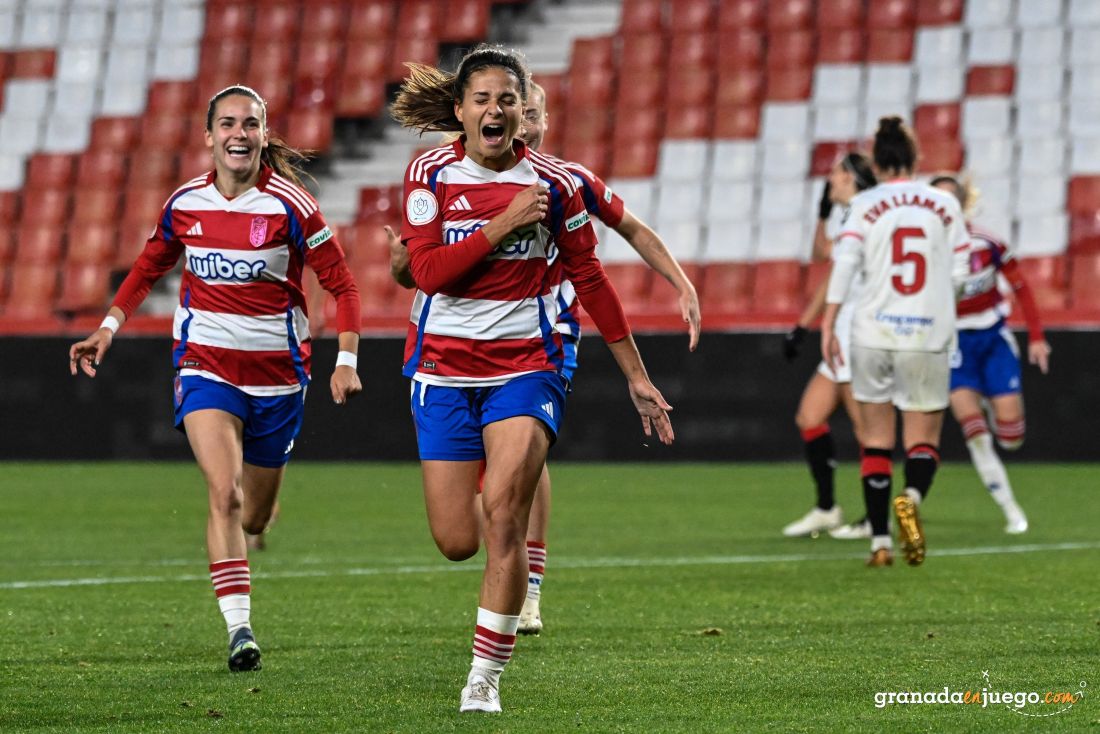 Laura Pérez celebra el gol copero (JOSÉ M. BALDOMERO)