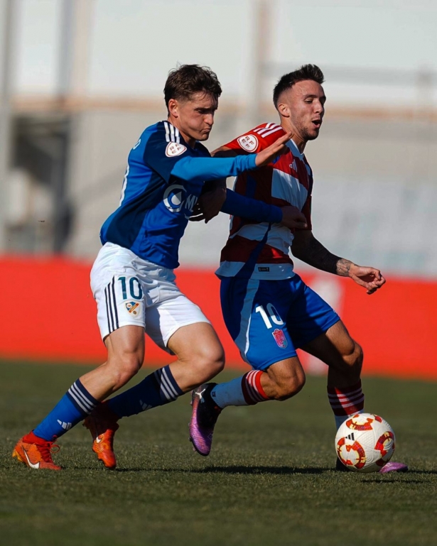 El Recre encajó una nueva derrota (GRANADA CF) El Recre encajó una nueva derrota (GRANADA CF)