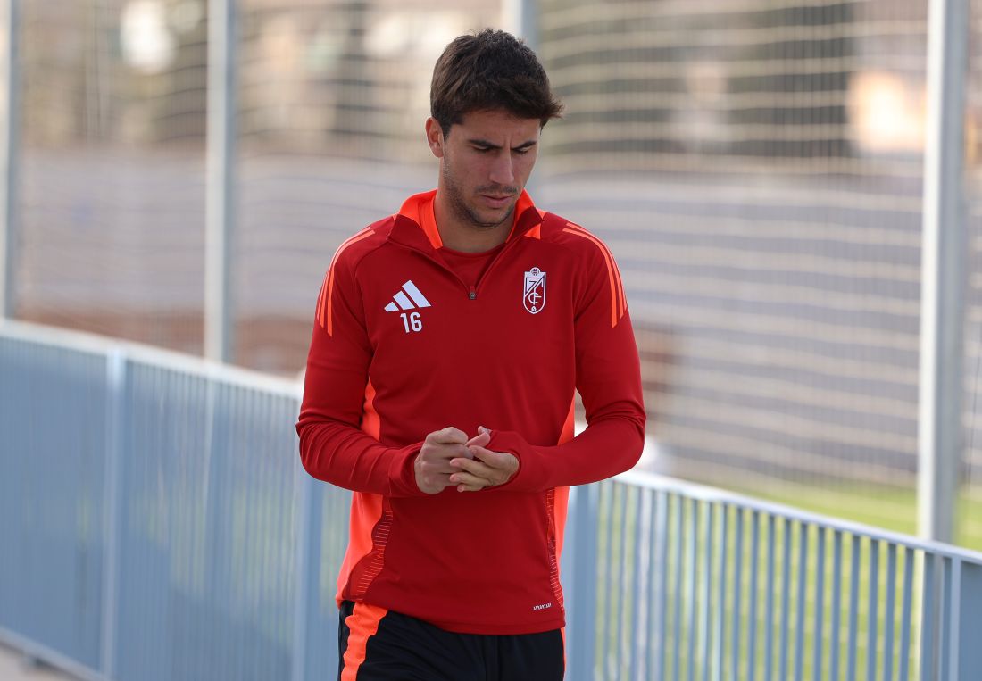 Lama sigue esperando su momento en Liga (J. AZCOYTIA)