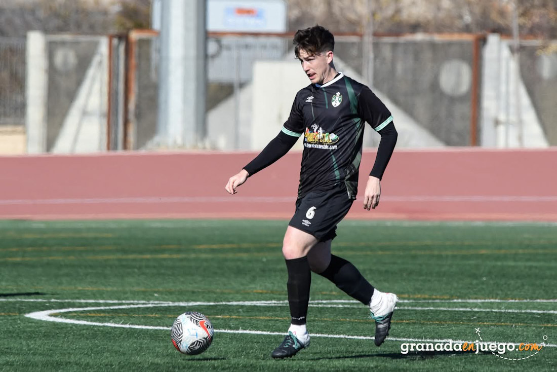 El FC Gabias se ha metido en la tercera plaza (JOSÉ M. BALDOMERO) 