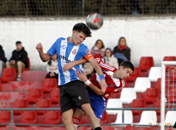 El Granada CF B derrotó al Español en el derbi de Primera Andaluza cadete (J. PALMA) El Granada CF B derrotó al Español en el derbi de Primera Andaluza cadete (J. PALMA)