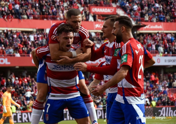 Lucas Boyé abrió el marcador desde el punto de penalti (JOSÉ M. BALDOMERO) Lucas Boyé abrió el marcador desde el punto de penalti (JOSÉ M. BALDOMERO)