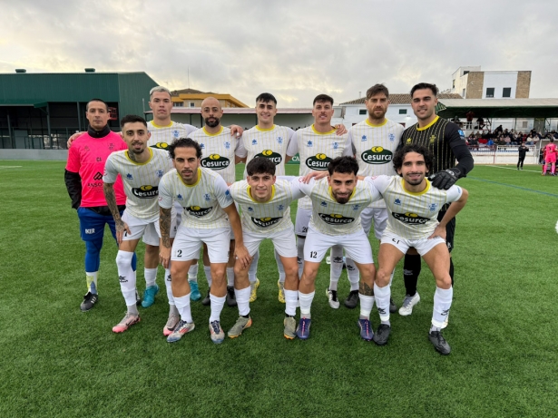 Once inicial del CD Huétor Tájar ante el Atlético Porcuna (CD HUÉTOR TÁJAR) Once inicial del CD Huétor Tájar ante el Atlético Porcuna (CD HUÉTOR TÁJAR)