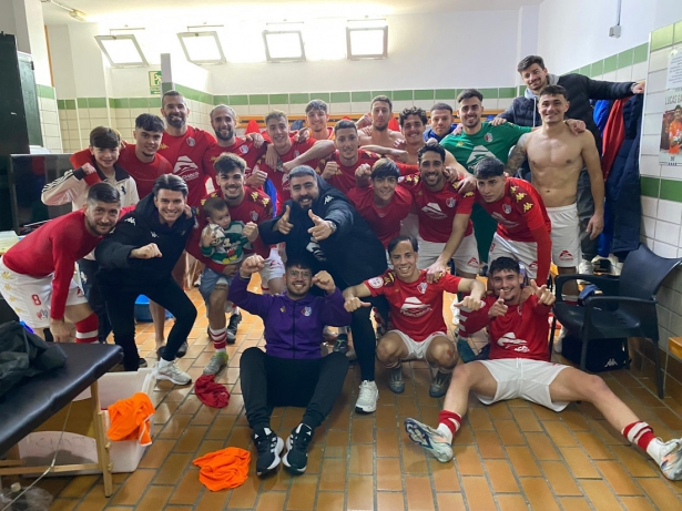 El Arenas de Armilla celebra el triunfo (ARENAS DE ARMILLA El Arenas de Armilla celebra el triunfo (ARENAS DE ARMILLA