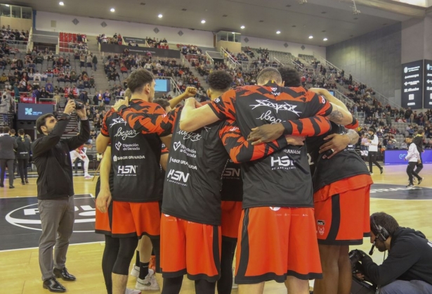 Los de Pin buscarán un triunfo vital en el Palacio (JOSÉ VELASCO)