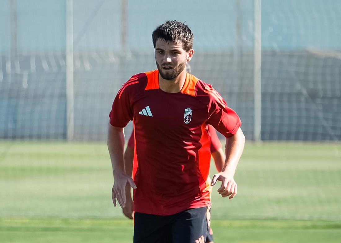 Lucas Pérez confía en que la situación del filial mejore (GRANADA CF)