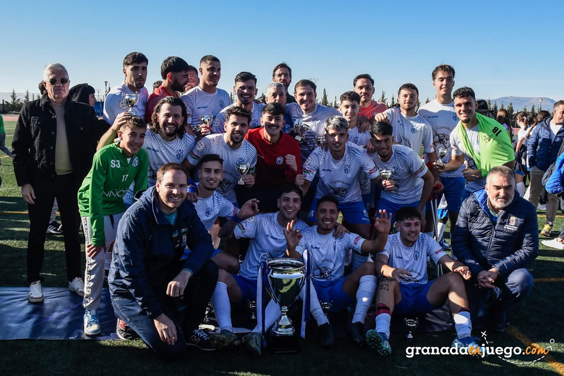 El CD Santa Fe ganó la. Copa Provincial de Granada (JOSÉ M. BALDOMERO) 