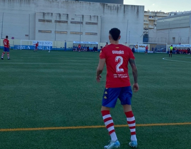 Nico Gudiño durante un lance del partido (ARENAS DE ARMILLA) Nico Gudiño durante un lance del partido (ARENAS DE ARMILLA)