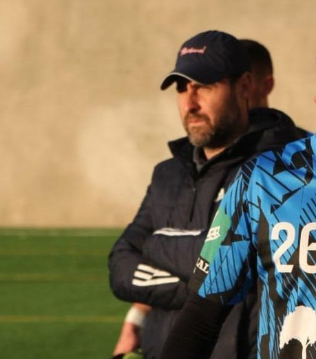 El entrenador del Purullena CF, Leo Samaja 