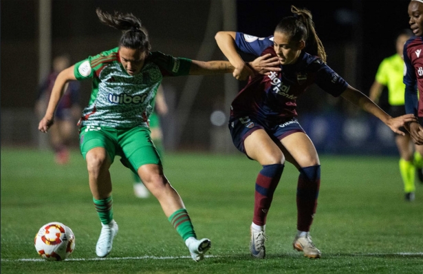 El Granada CF logró el pase a las semifinales de la Copa de la Reina (LEVANTE UD)