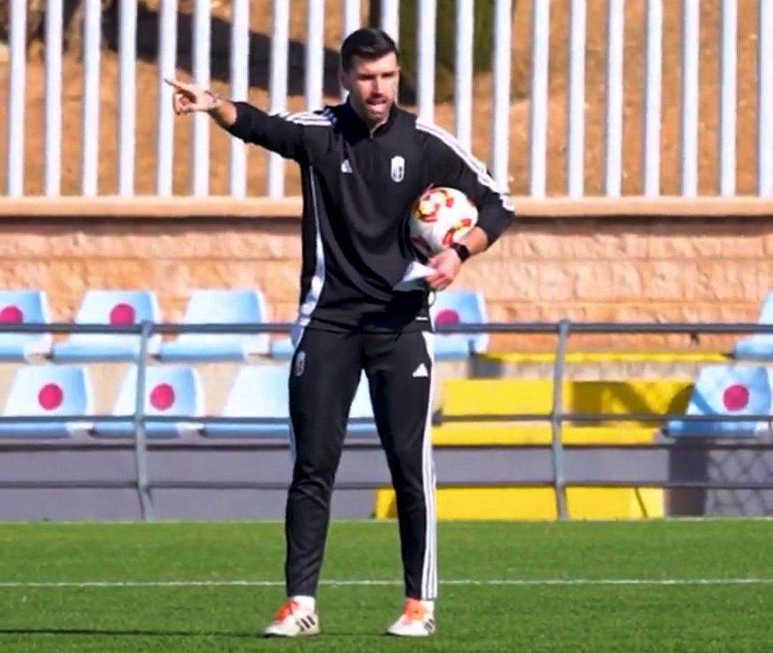 El nuevo técnico del juvenil confía en el potencial del equipo (GRANADA CF)