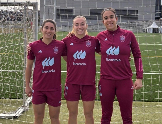 Victoria para las rojiblancas con la Selección (GRANADA CF) Victoria para las rojiblancas con la Selección (GRANADA CF)