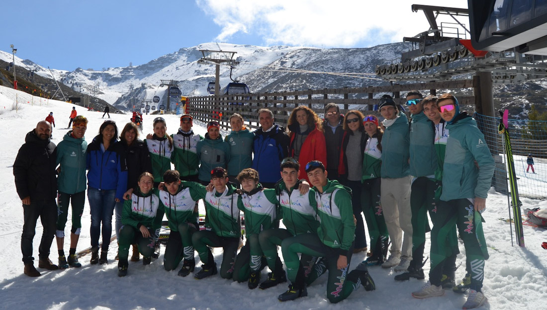 Visita institucional al equipo andaluz de esquí de montaña 