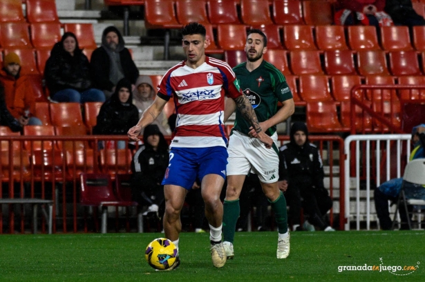 Rubén Sánchez cuajó una gran actuación (JOSÉ M. BALDOMERO) Rubén Sánchez cuajó una gran actuación (JOSÉ M. BALDOMERO)