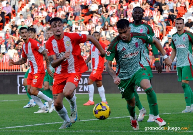 El Granada tratará de imponerse a sus vecinos en un nuevo derbi andaluz (LOF) El Granada tratará de imponerse a sus vecinos en un nuevo derbi andaluz (LOF)