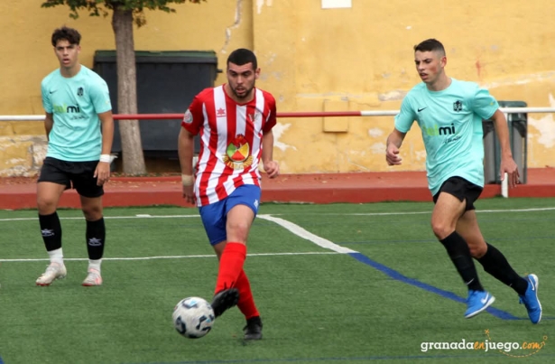 El Atlético La Zubia recibirá a sus vecinos del Atlético Monachil (J. PALMA) El Atlético La Zubia recibirá a sus vecinos del Atlético Monachil (J. PALMA)