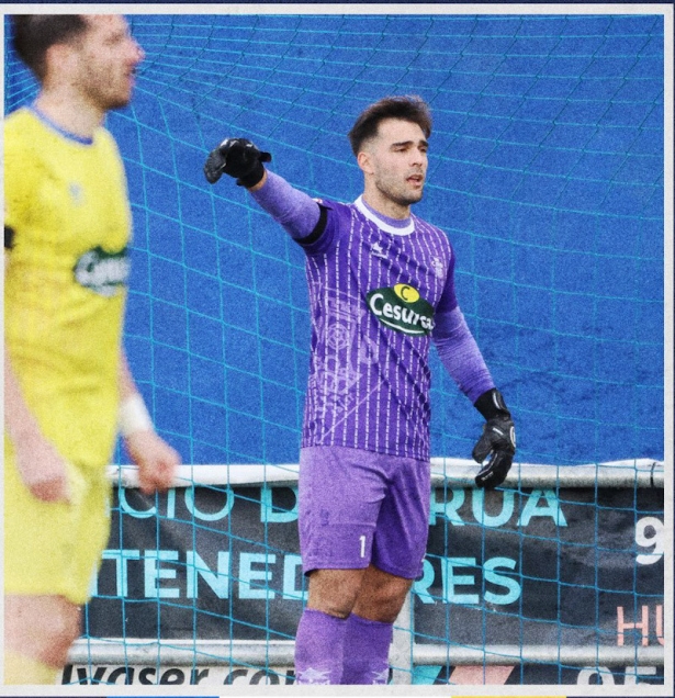 De la Osa ha parado un penalti ((CD HUÉTOR TÁJAR) De la Osa ha parado un penalti ((CD HUÉTOR TÁJAR)
